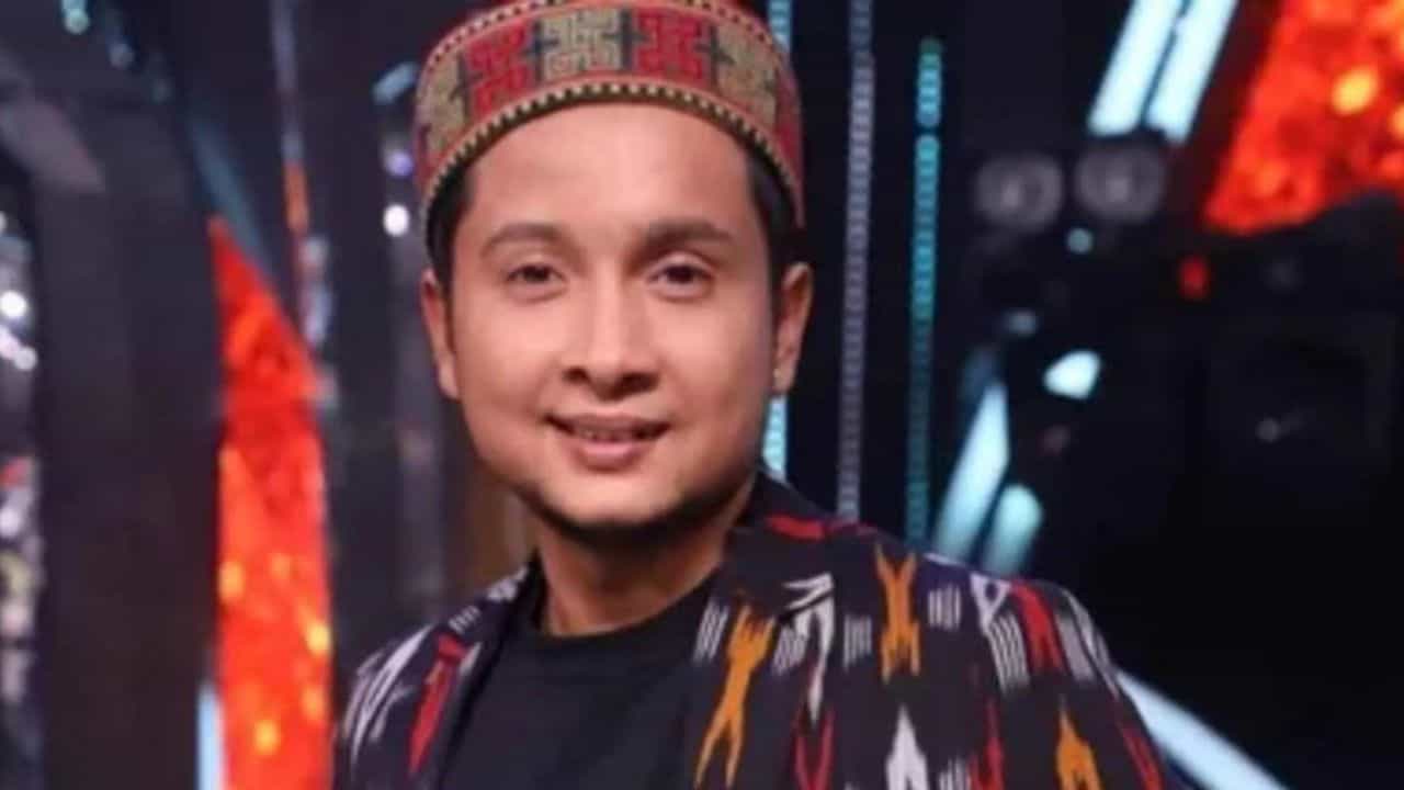 ICU থেকে সরানো হল পবনদীপকে, বিপদ কি কাটল গায়কের? ICU থেকে সরানো হল পবনদীপকে, বিপদ কি কাটল গায়কের?