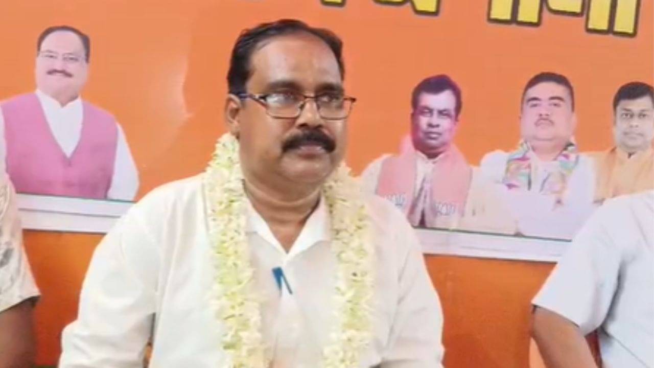 WB By-Election: পেশায় কৃষক, HS পাশ আশিসই কালীগঞ্জের উপভোটে BJP-র হয়ে লড়বেন