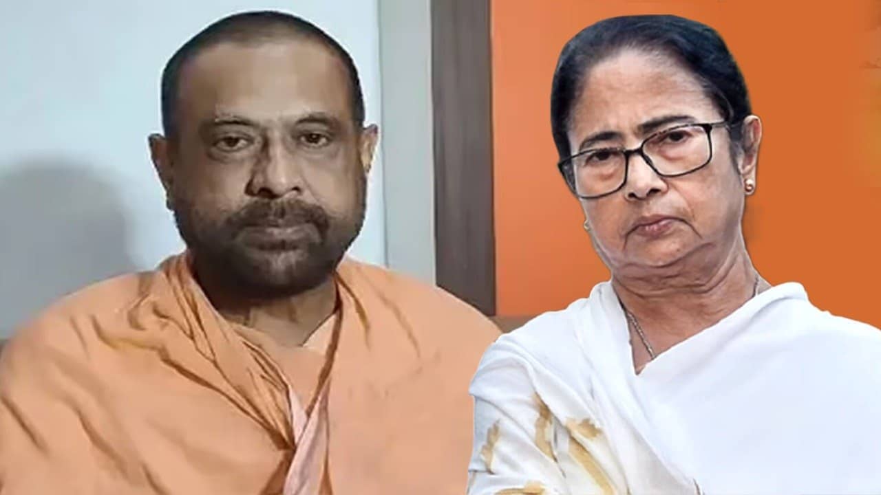 Kartick-Mamata: কার্তিক মহারাজ বললেন ‘তীর-ধনুক রাখুন’, মমতা বললেন ‘হাতা-খুন্তি’