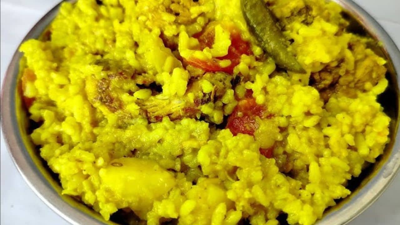 এই মেঘলা দিনে পাতে পড়ুক এঁচোড়ের খিচুড়ি, একবার খেলেই বার বার খেতে মন চাইবে