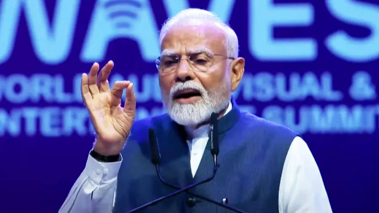 Narendra Modi: কন্টেন্ট ক্রিয়েটররা দেশের অর্থনীতিতে নতুন ঢেউ আনবেন: প্রধানমন্ত্রী