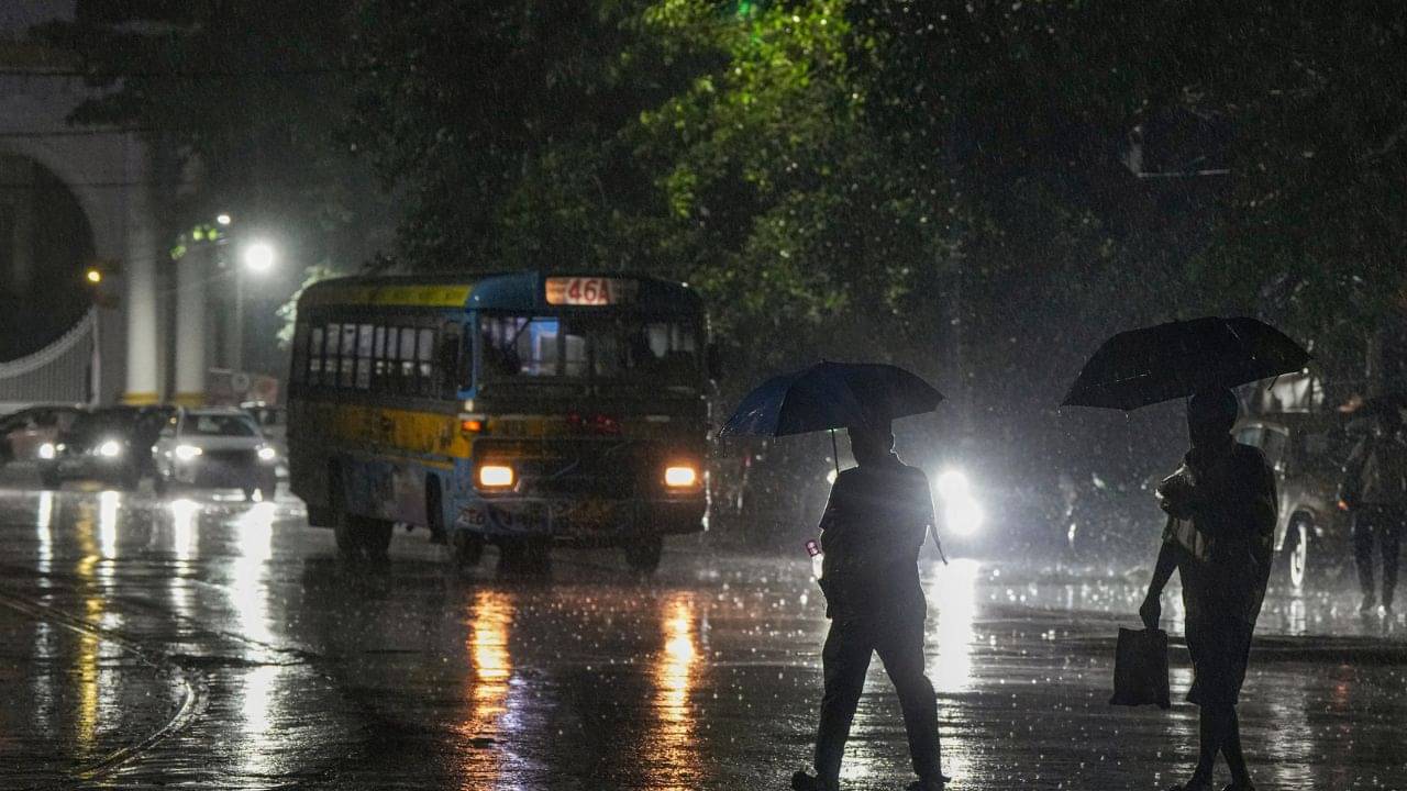 West Bengal Weather Update: বৃষ্টি কি আদৌ কমবে? সামনে এল গোটা সপ্তাহের আবহাওয়ার আপডেট