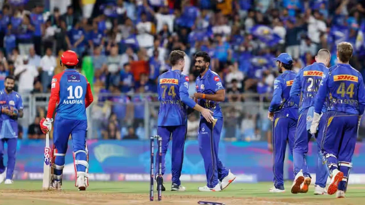 MI vs DC IPL Match Result: খরগোশ-কচ্ছপের গল্প! দিল্লির বিদায়, প্লে-অফে মুম্বই