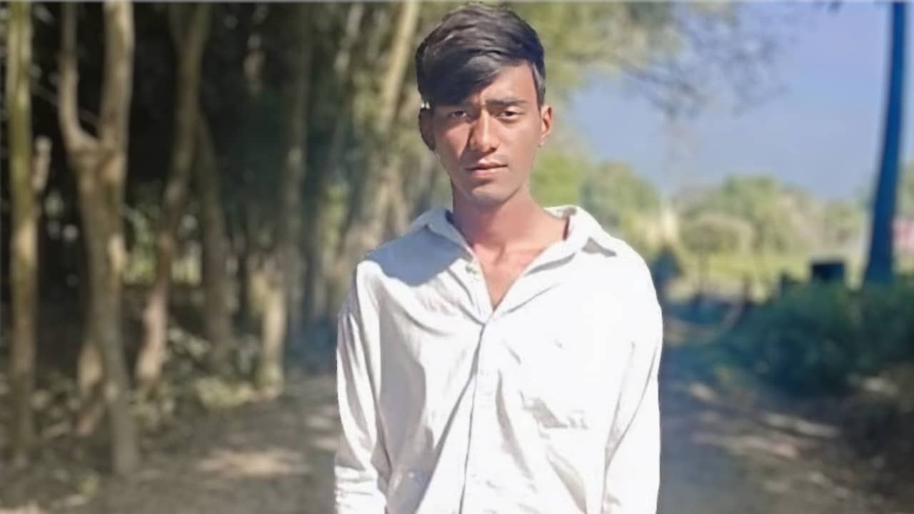 Bengal Migrant worker Missing: মা এখানে থাকতে পারব না, বাড়ি যাব, ১২ দিন হয়ে গেল কাশ্মীরে কাজে যাওয়া বাংলার ছেলেটার খোঁজ পাচ্ছে না মা