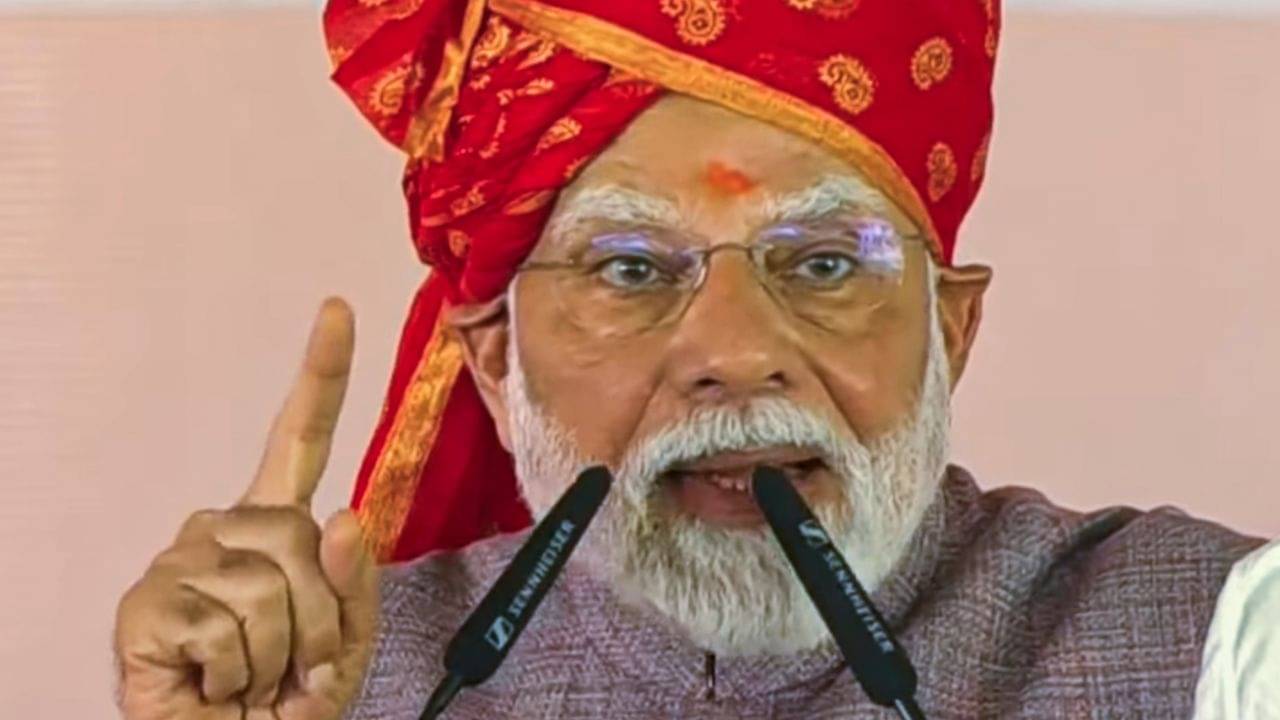 PM Narendra Modi: মাথা ঠান্ডা কিন্তু রক্ত গরম, প্রধানমন্ত্রীর শিরায় রক্ত নয়, কী বইছে?
