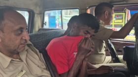 বাগানে ঢুকে দা দিয়ে ছেলের গলা কেটে দিল বাবা বাগানে ঢুকে দা দিয়ে ছেলের গলা কেটে দিল বাবা