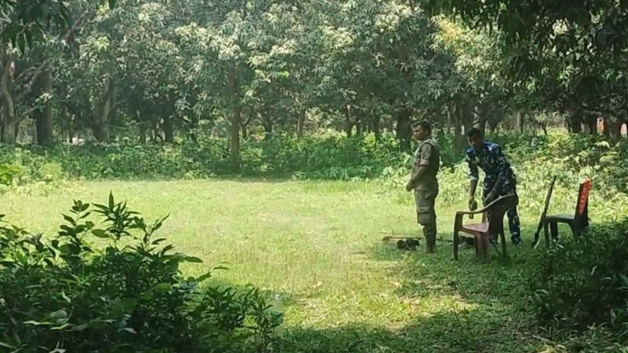 Murshidabad News: খোঁড়া হচ্ছে মাটি, খুঁজে দেখা হচ্ছে ঝোপ-ঝাড়, মুর্শিদাবাদে কী চলছে?