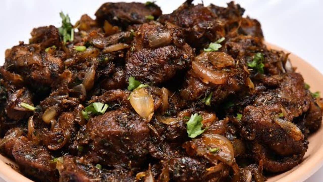 Mutton Fry Recipe: মটন একবার এইভাবে রেঁধে দেখুন, অন্য কোনও পদ খেতে ইচ্ছে করবে না