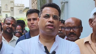 রাজনীতিতে ফুলস্টপ বলে কিছু হয় না: সৌমিত্র খাঁ