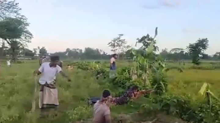 BSF vs BGB: বাংলাদেশের পেটে পেটে এত! লেগে গেল BSF vs BGB BSF vs BGB: বাংলাদেশের পেটে পেটে এত! লেগে গেল BSF vs BGB