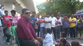 বিকাশভবনের সামনেই শিক্ষকতা শুরু চাকরিহারাদের বিকাশভবনের সামনেই শিক্ষকতা শুরু চাকরিহারাদের