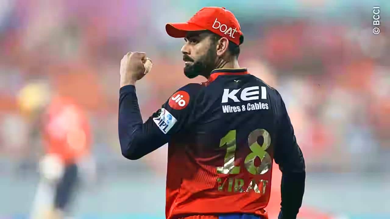 Virat Kohli: ও তো জল বয়! মুশিরকে কটাক্ষ বিরাট কোহলির, চটলেন নেটিজ়েনরা