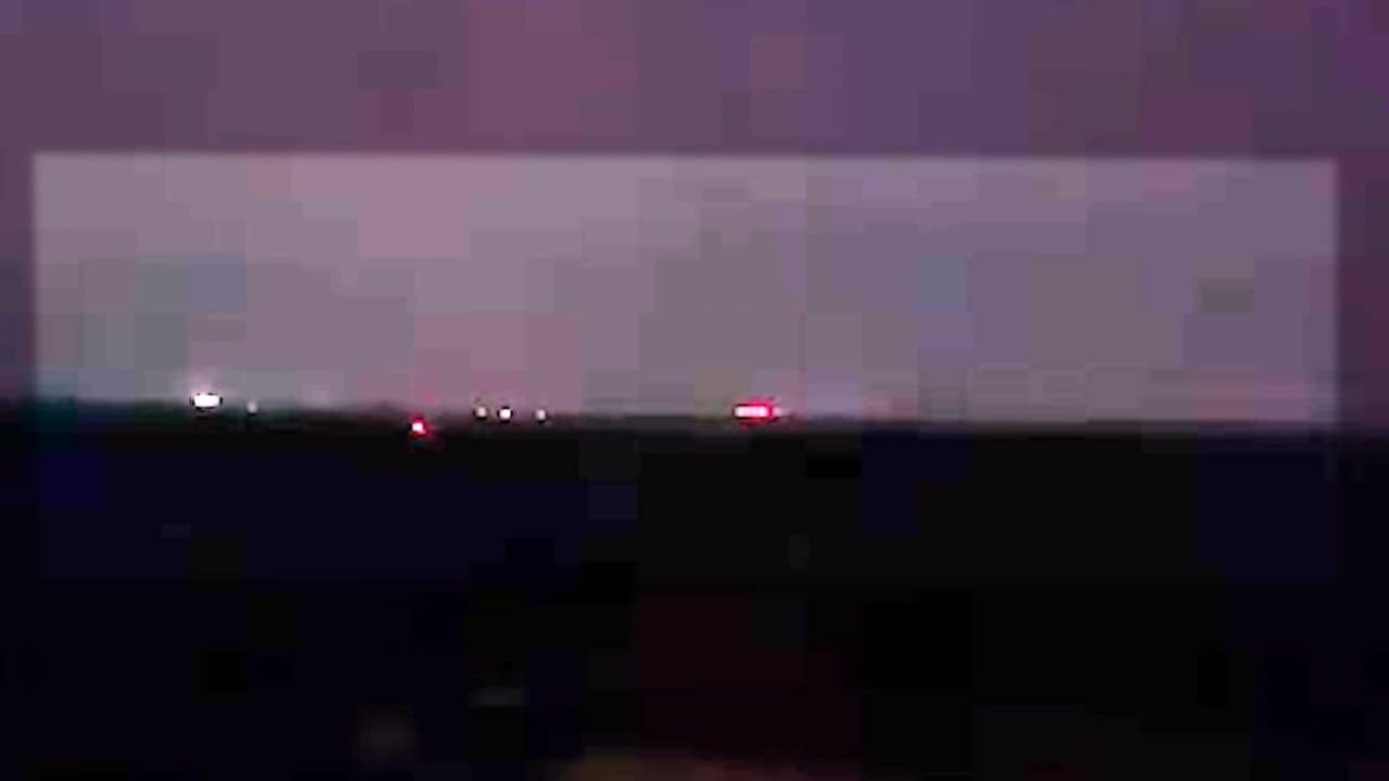 India-Pakistan Conflict: ABY553 নম্বর! রাতের বেলা চুপি-চুপি পাকিস্তান ছেড়ে আকাশপথে কে পালাচ্ছে?