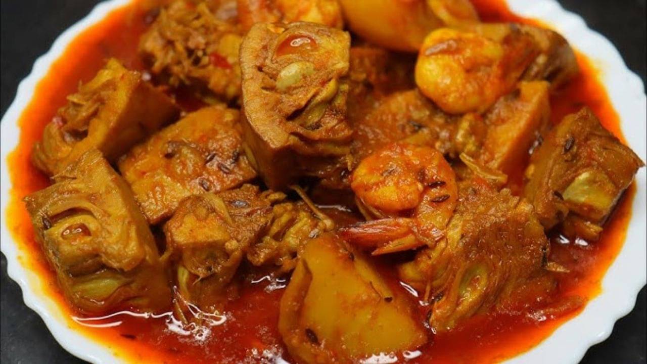 এভাবে একবার রেঁধে দেখুন এঁচোড় চিংড়ি, বার বার খেতে ইচ্ছা করবে