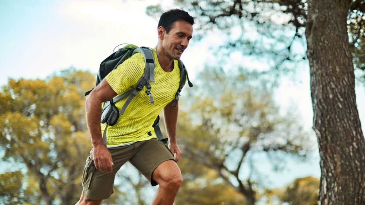 Rucking to Loose Weight: এক মাসে ঝট করে ওজন কমানোর নতুন উপায় রাকিং! বিষয়টা কী, কীভাবে করবেন? Rucking to Loose Weight: এক মাসে ঝট করে ওজন কমানোর নতুন উপায় রাকিং! বিষয়টা কী, কীভাবে করবেন?