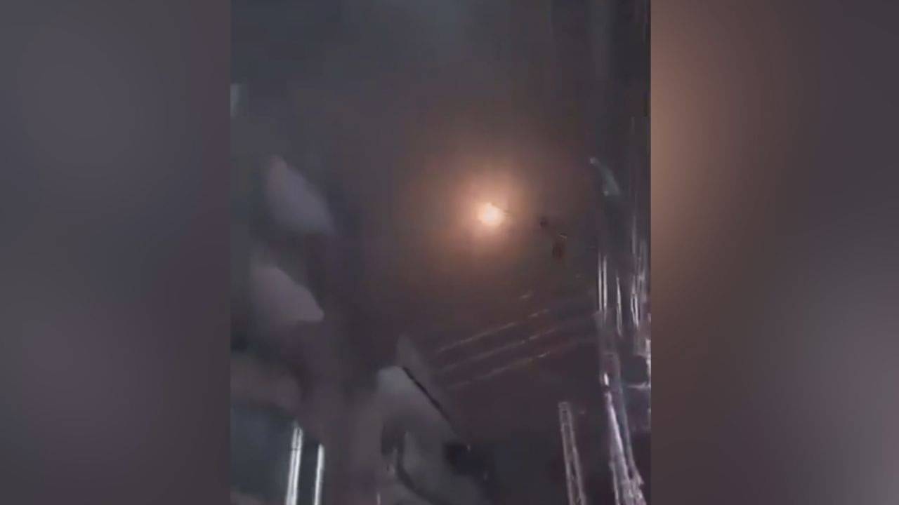 BIG BREAKING: হঠাৎ সিয়ালকোটের আকাশ কাঁপিয়ে বাজছে সাইরেন, রাতে ঠিক কী হচ্ছে পাকিস্তানে? ভাইরাল ভিডিয়ো ঘিরে বাড়ছে জল্পনা