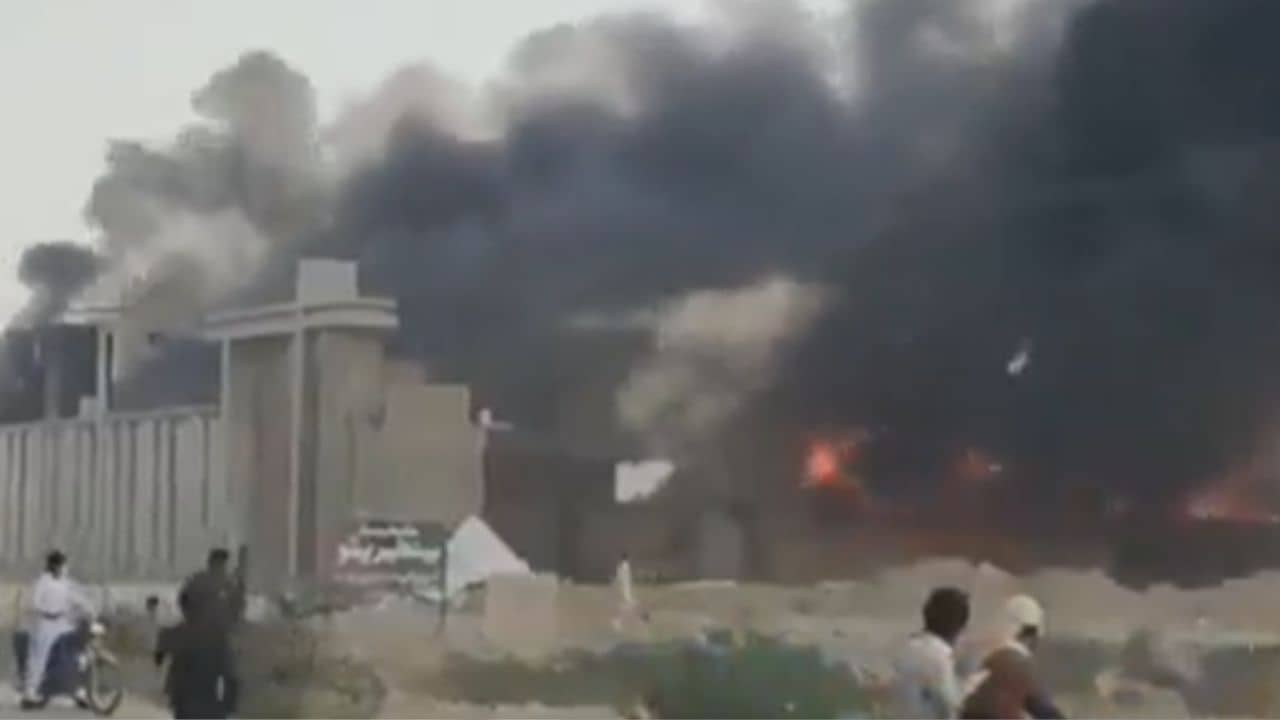 Pakistan Protest: সিন্ধুর জল বন্ধ হয়েছে, এবার সিন্ধ প্রদেশেও জ্বলছে আগুন, থাকতে চায় না পাকিস্তানে