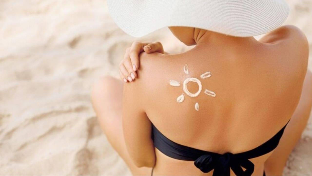 বাড়িতে বানানো সানস্ক্রিন দিয়েই রোদ থেকে ত্বক বাঁচান, তৈরি করা বেশ সহজ