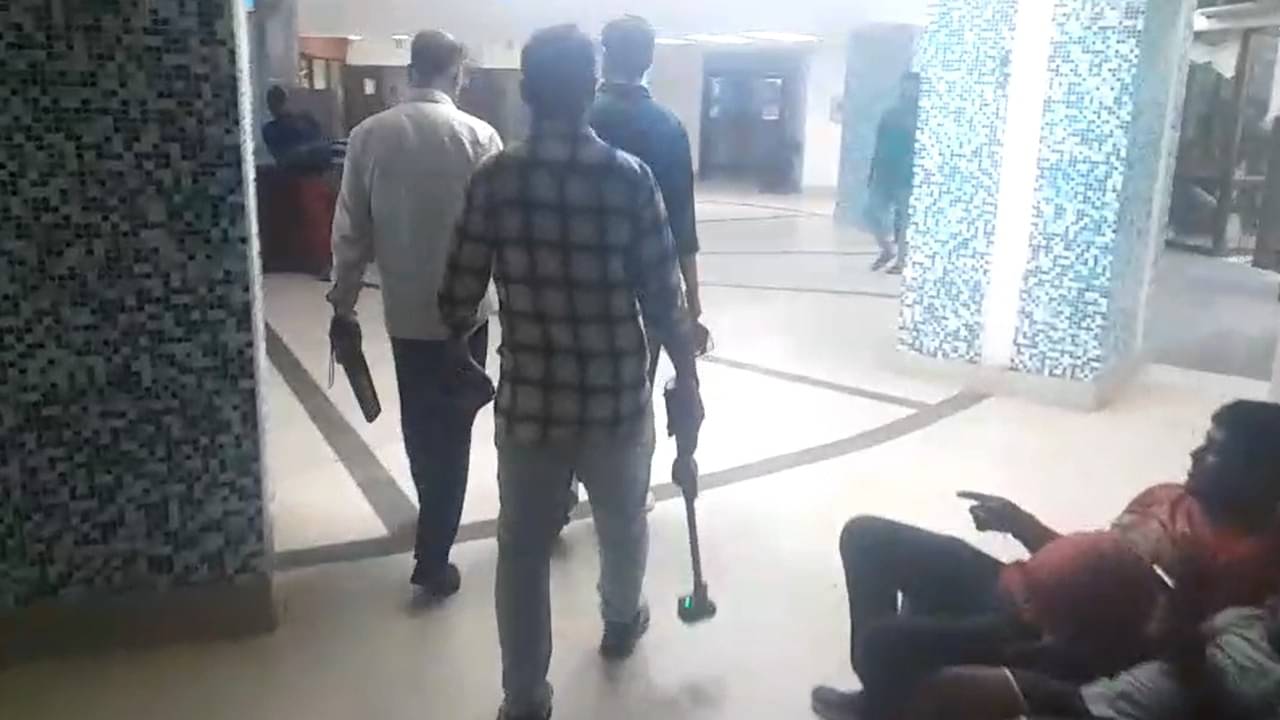 Swasthya Bhavan: ‘স্বাস্থ্য ভবনে চারটি RDX রাখা আছে, বিকাল ৫টায় হবে বিস্ফোরণ’, ফের এল হুমকি ই-মেল