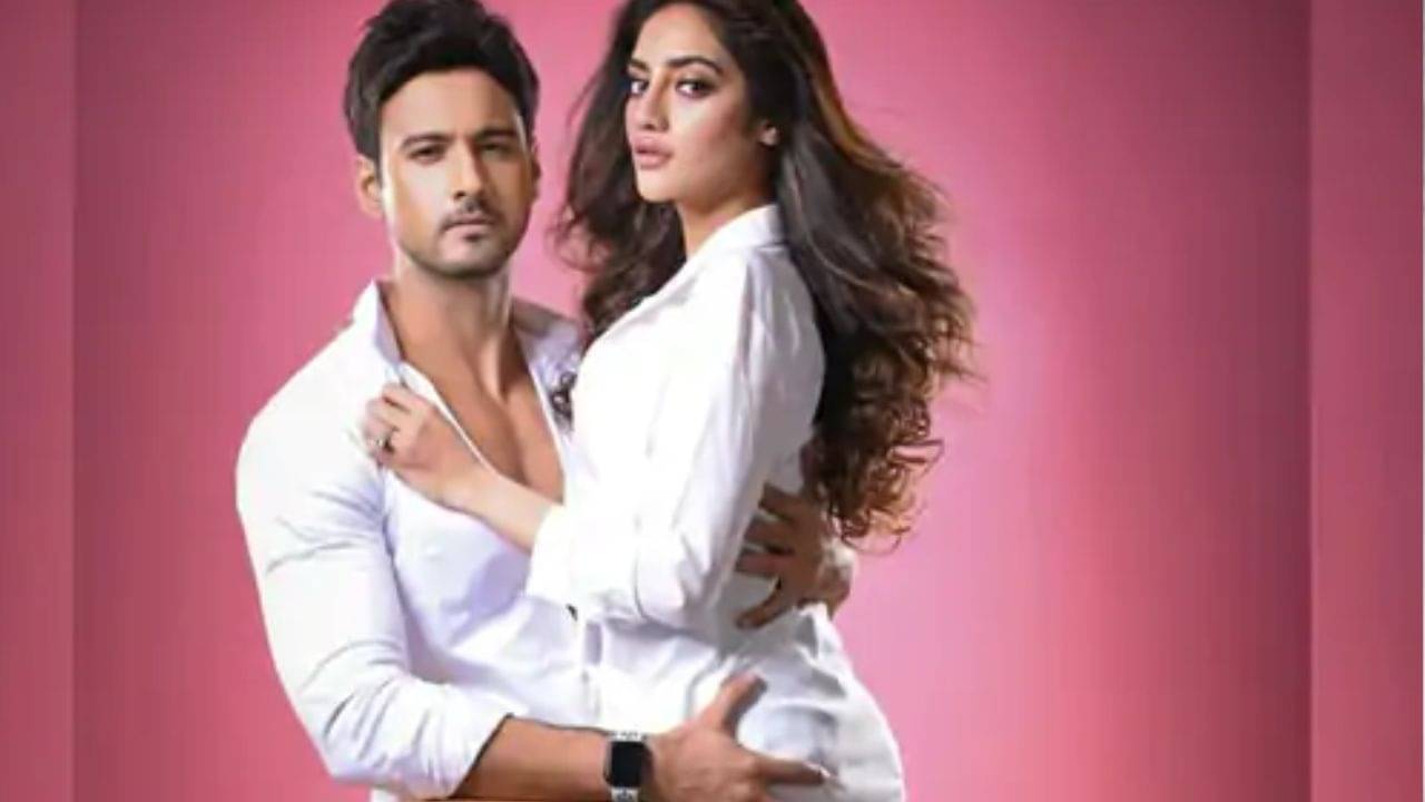 বিচ্ছেদের জল্পনায় জল ঢেলে যশ-নুসরতের দাম্পত্য অটুট