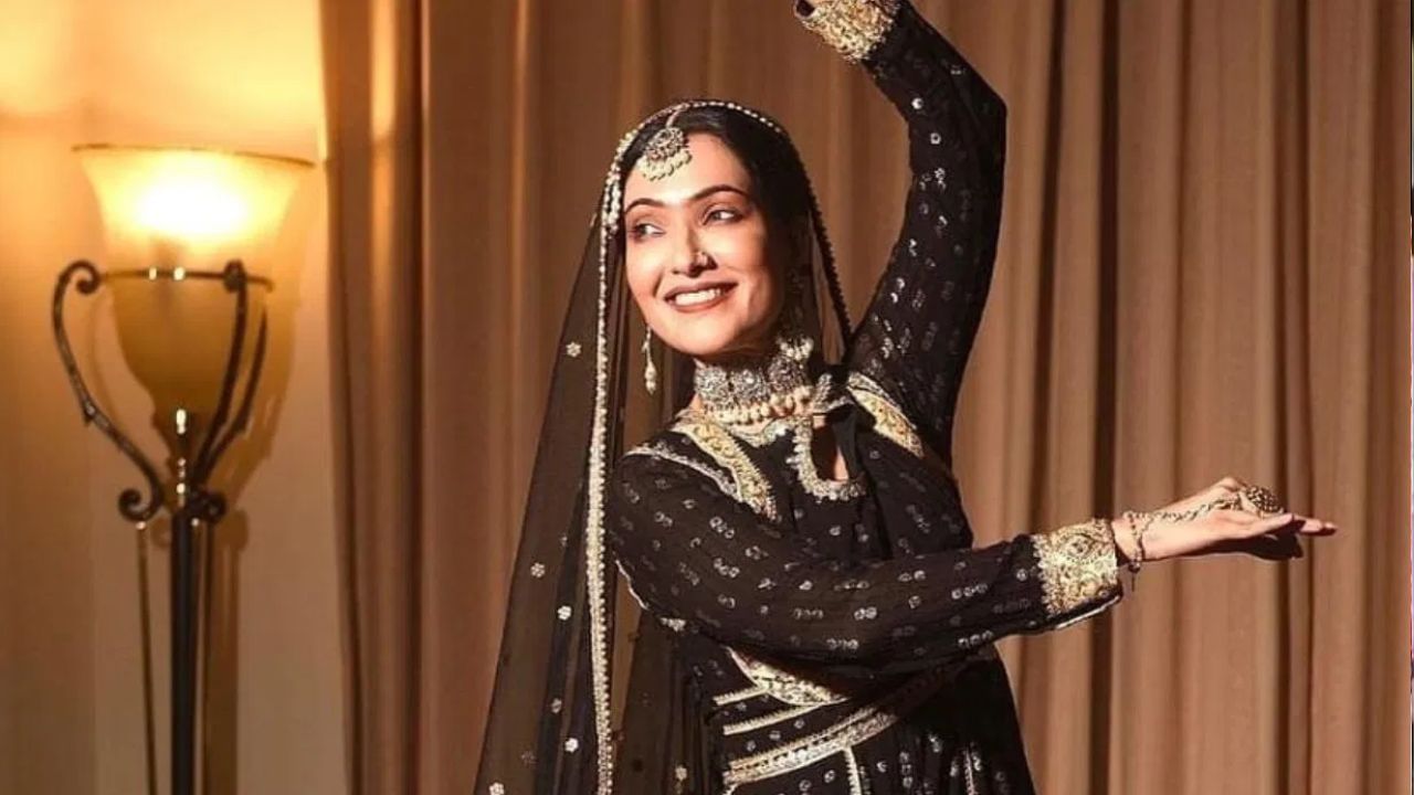 'মাই নেম ইজ জান'-এর সঙ্গে গার্ডেন ভারেলি, ছোটবেলায় ফিরলেন অর্পিতা 'মাই নেম ইজ জান'-এর সঙ্গে গার্ডেন ভারেলি, ছোটবেলায় ফিরলেন অর্পিতা