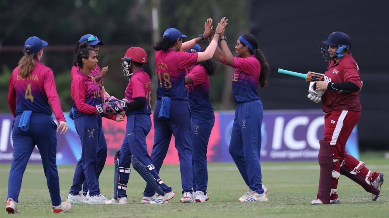 Cricket Bizarre Incident: বিশ্ব ক্রিকেটে অবিশ্বাস্য রেকর্ড আরব আমির শাহির; যা কোনওদিন হয়নি, হবেও না!