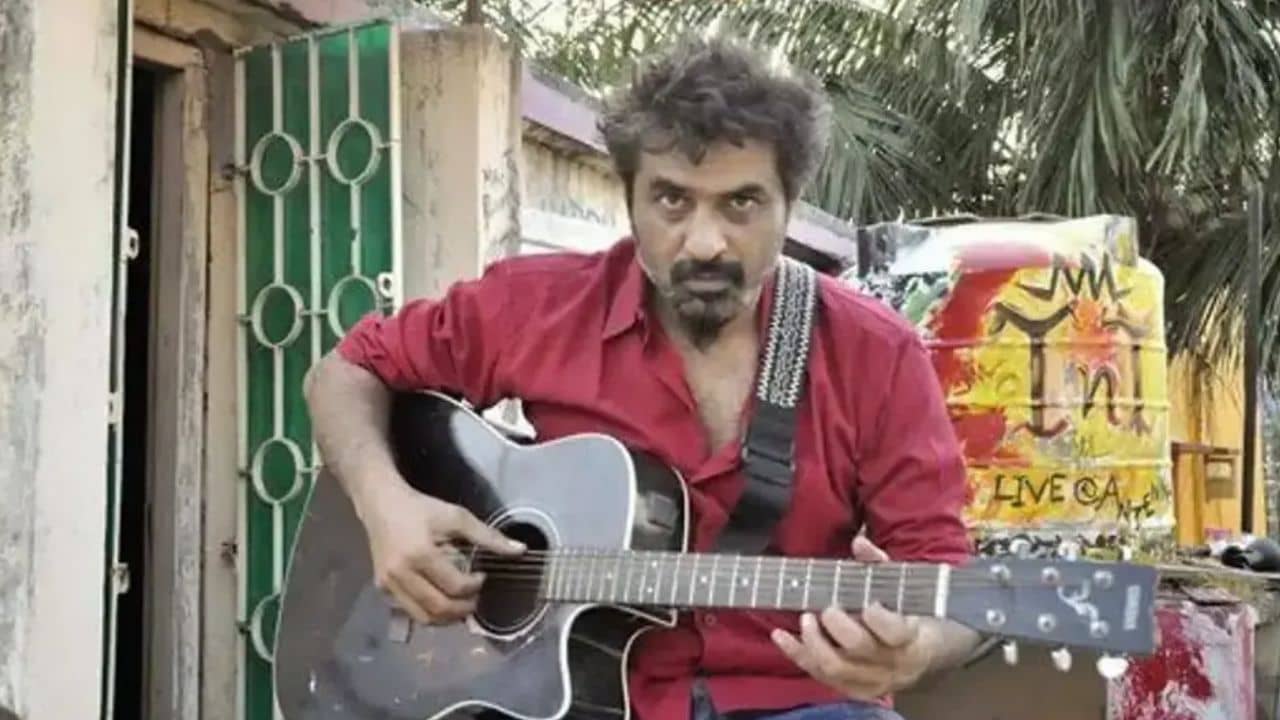 বৌদিরা গান থামিয়ে দিয়েছে, স্বীকারোক্তি শিলাজিতের