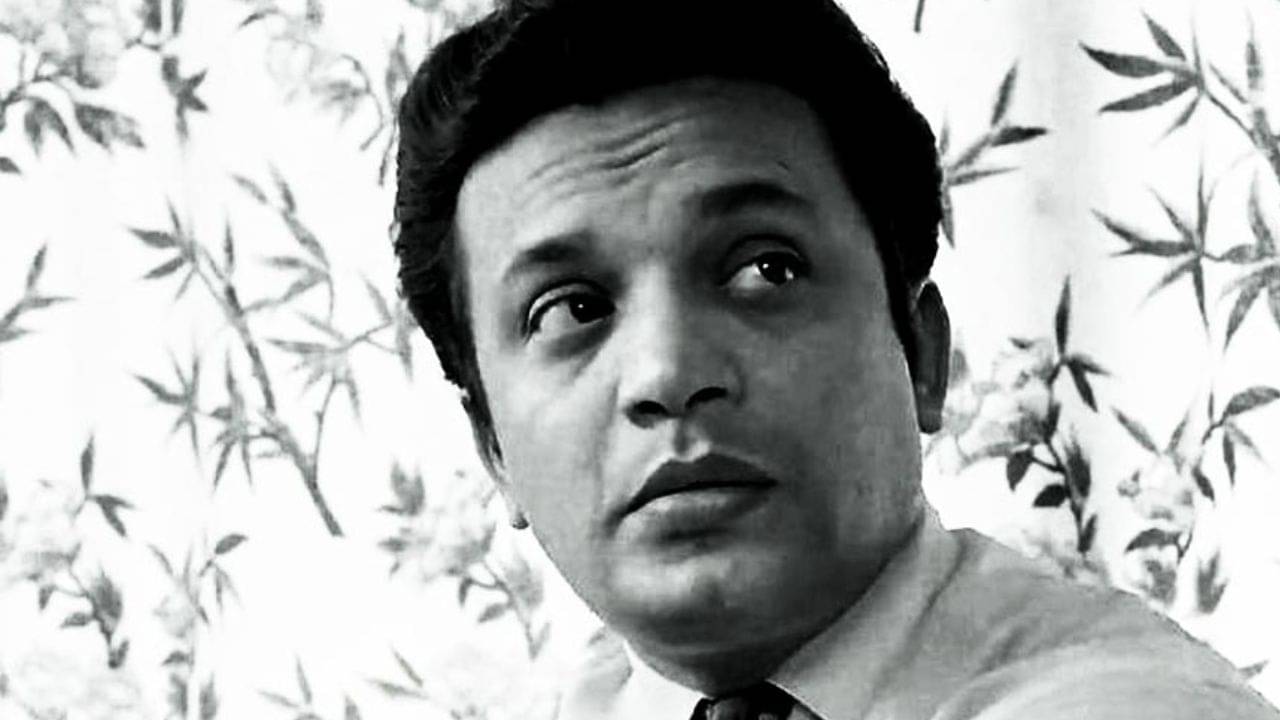 সিনেমায় আসার আগে দক্ষিণ কলকাতার এক স্কুলের শিক্ষক ছিলেন উত্তম, জানেন কোন বিষয় পড়াতেন?