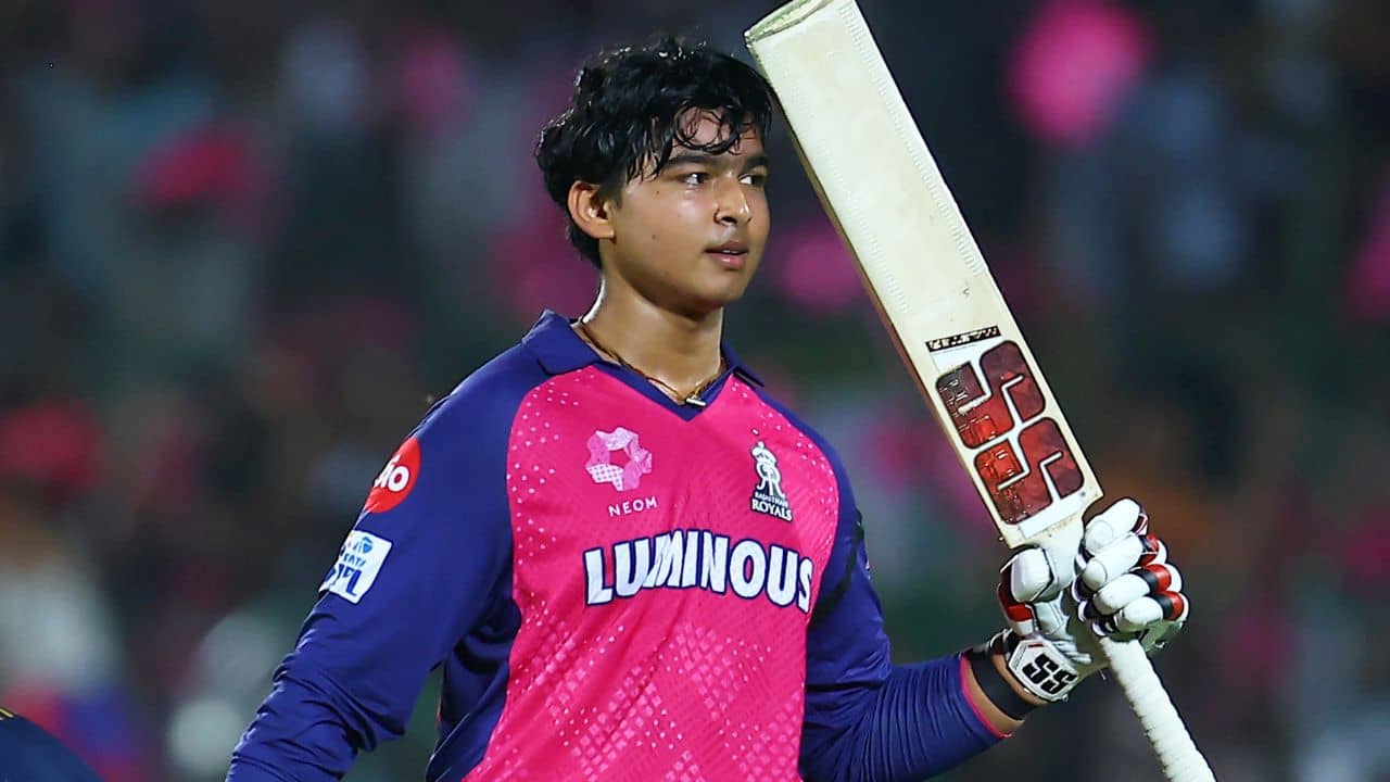 Vaibhav Suryavanshi: শতরানের পরই অশ্লীল পোস্ট বৈভব সূর্যবংশীকে নিয়ে, পকসোর দাবি নেটিজেনদের!