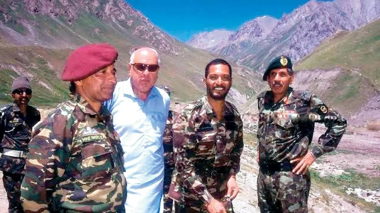 ভারত-পাক যুদ্ধ, তড়িঘড়ি সেনায় যোগ দিয়ে কাশ্মীরে নানা পাটেকর, তারপর...