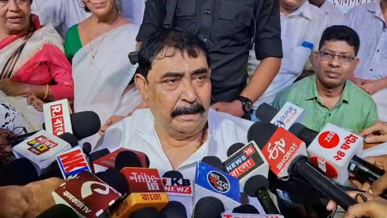 Anubrata Mondal: পদ ভোলা পথিক! জেল যখন খেটেছি..., বৈঠক শেষে বার্তা কেষ্টর