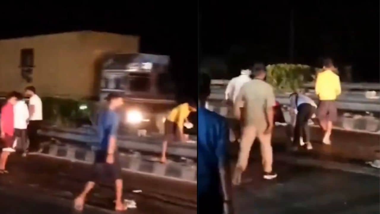 VIDEO: হাইওয়েতে উড়ছে ২০০-৫০০ নোট, টাকা কুড়নোর হুড়োহুড়িতে লেগে গেল লম্বা জ্যাম