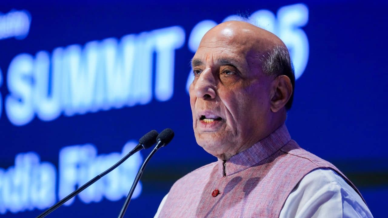 Operation Sindoor: ভারতীয় সেনা পাকিস্তানের বিরুদ্ধে কড়া পদক্ষেপ নিত পারত না, যদি না..., বড় বার্তা রাজনাথের