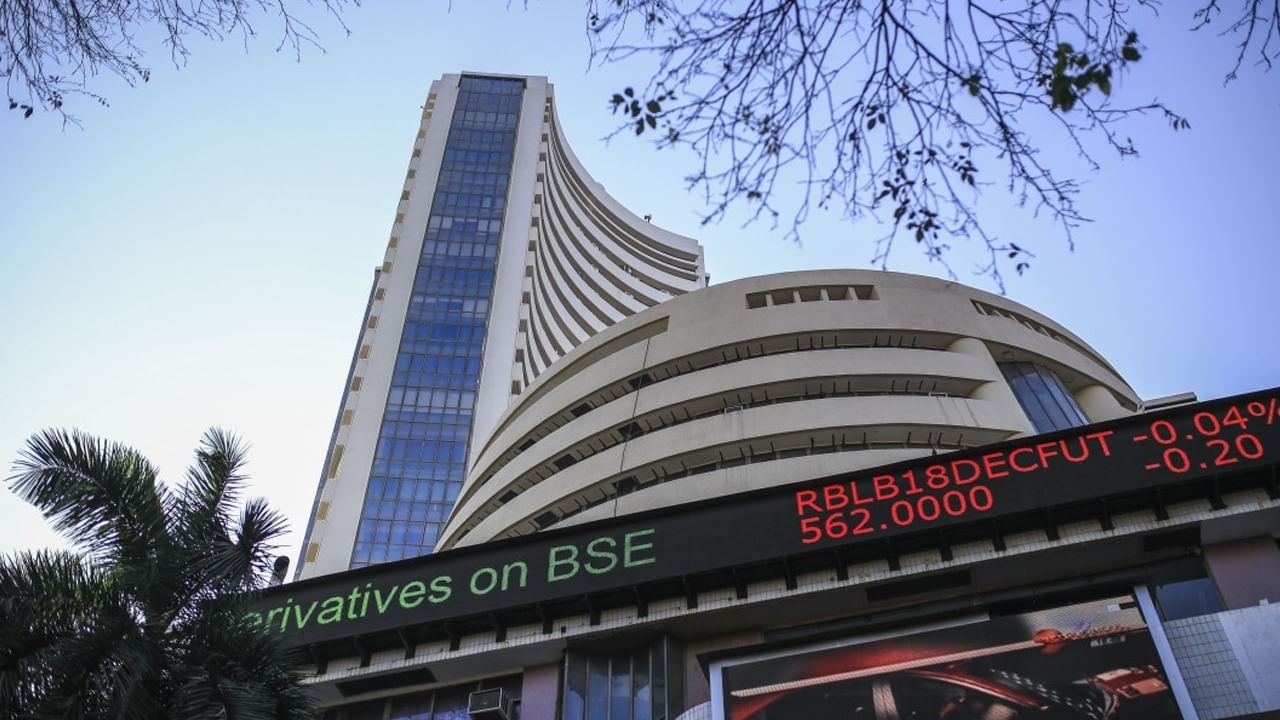 Share Market News: একেবারে ৪ হাজার ৮০০ কোটি টাকা! শেয়ার বাজারে বড় জালিয়াতি ধরল SEBI Share Market News: একেবারে ৪ হাজার ৮০০ কোটি টাকা! শেয়ার বাজারে বড় জালিয়াতি ধরল SEBI