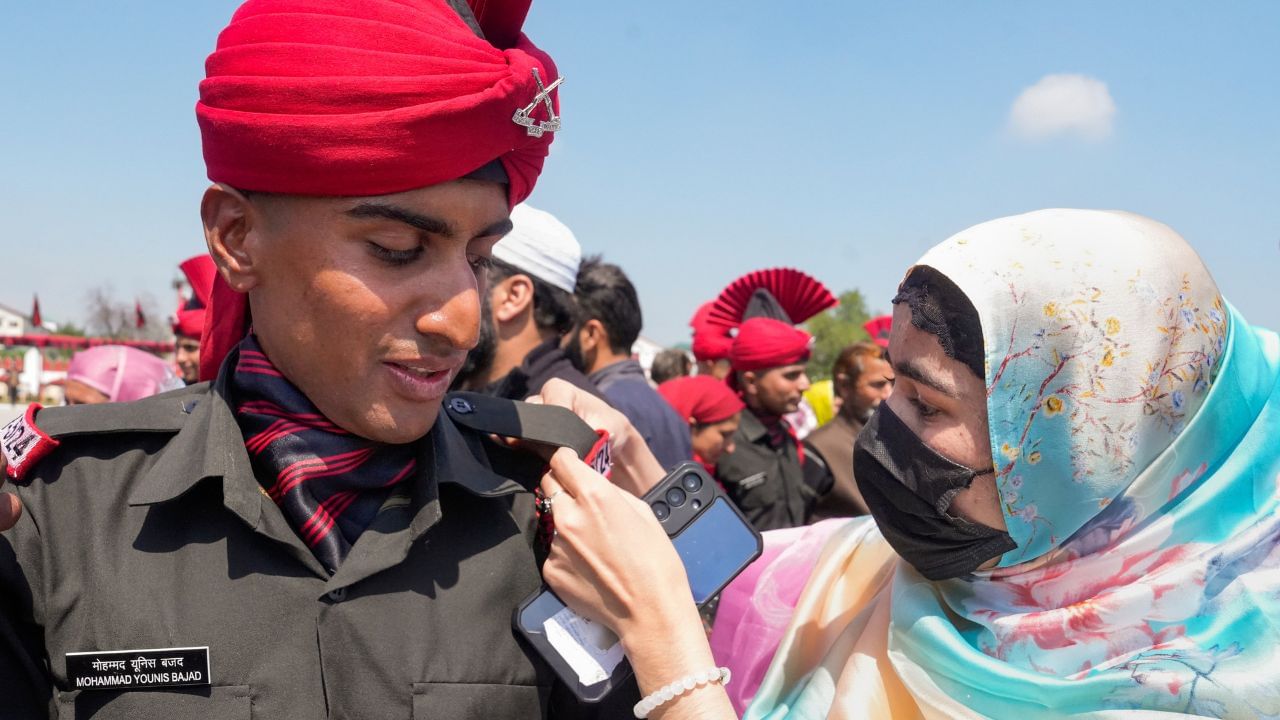 Agniveer Exam 2025: প্রকাশ পেল অগ্নীবীর পরীক্ষার প্রবেশ পত্র! পরীক্ষায় কী কী প্রশ্ন থাকবে?