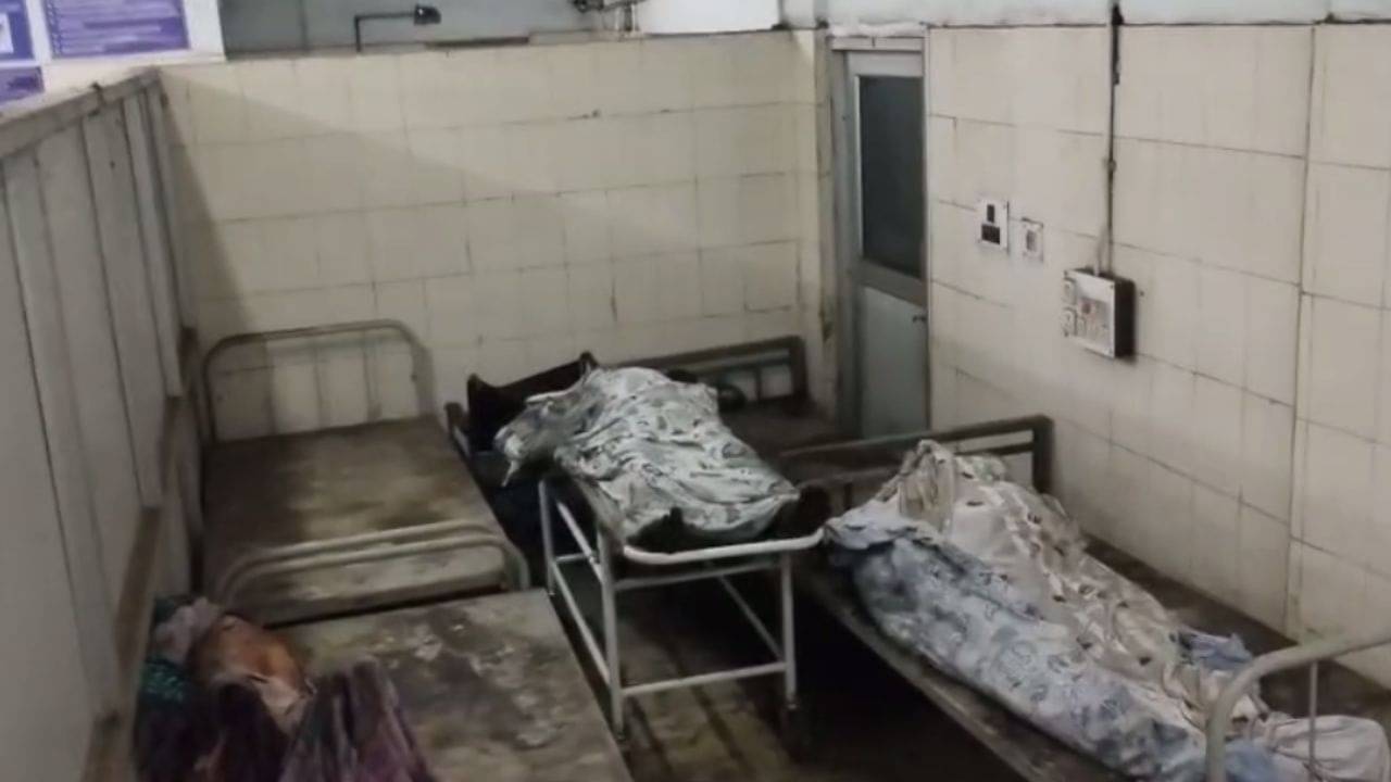 Asansol: মধ্যরাতে বাড়িতে লাগল আগুন, পুড়ে মৃত্যু একই পরিবারের ৩ জনের