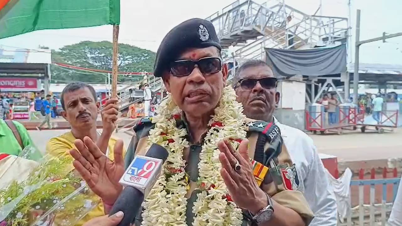 BSF Jawan: ছিলেন কার্গিল যুদ্ধেও, অবসর নিয়ে বাংলায় ফিরেই অপারেশন সিঁদুরে ভারতের বীরত্বের কাহিনী শোনালেন BSF জওয়ান