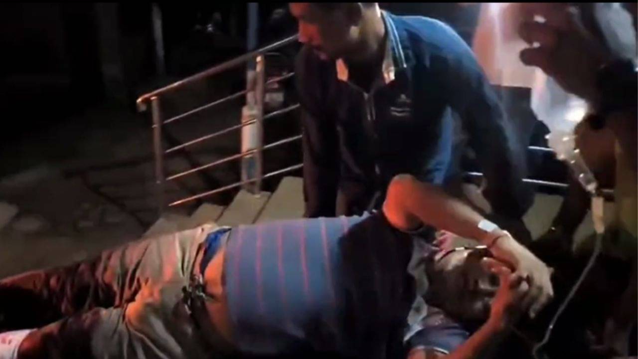 Banarhat: গাড়ি থেকে ছিটকে পড়েছিলেন, পা গিয়েছিল আটকে,  হাঁটু থেকে বাদ গেল সবটা!