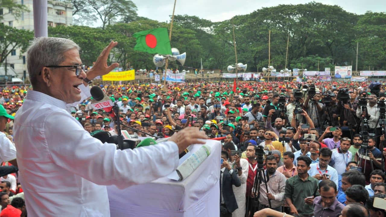 Bangladesh News: একটা উপদেষ্টার স্বার্থসিদ্ধির জন্য..., কুমিল্লার ধর্ষণের ঘটনায় বিস্ফোরক মির্জা ফখরুল