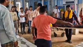 থেঁতলে গিয়েছে মুখ, বাইক দুর্ঘটনায় মর্মান্তিক মৃত্যু ২ জনের থেঁতলে গিয়েছে মুখ, বাইক দুর্ঘটনায় মর্মান্তিক মৃত্যু ২ জনের