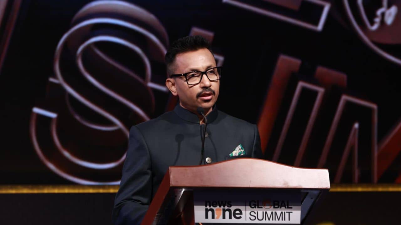 News9 Global Summit: দ্বিগুণ হয়েছে বাণিজ্য..., ভারত-আরব আমিরশাহির সম্পর্কের উষ্ণতা নিয়ে প্রত্যয়ী টিভি৯ নেটওয়ার্কের MD-CEO বরুণ দাস