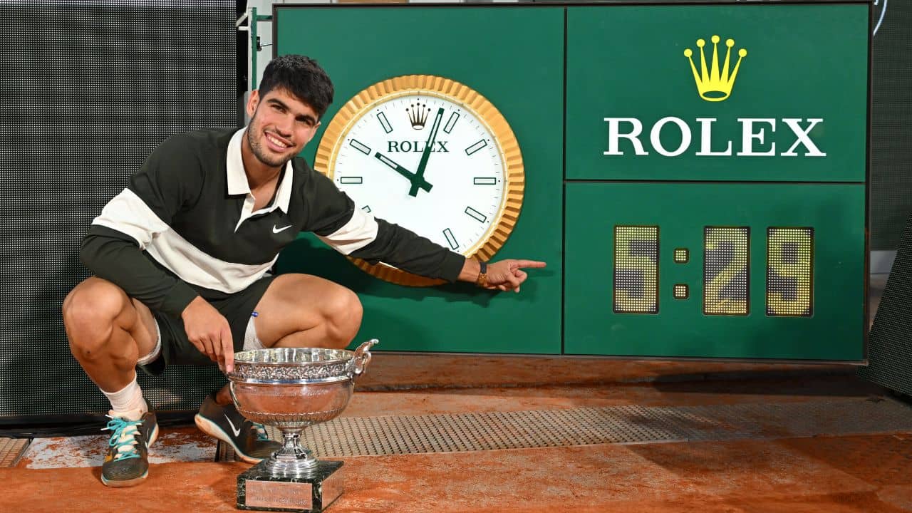 Carlos Alcaraz: মহাকাব্যিক কামব্যাক! ৩২৯ মিনিটের লড়াইয়ে সিনারের গ্রাস কেড়ে নিলেন আলকারাজ