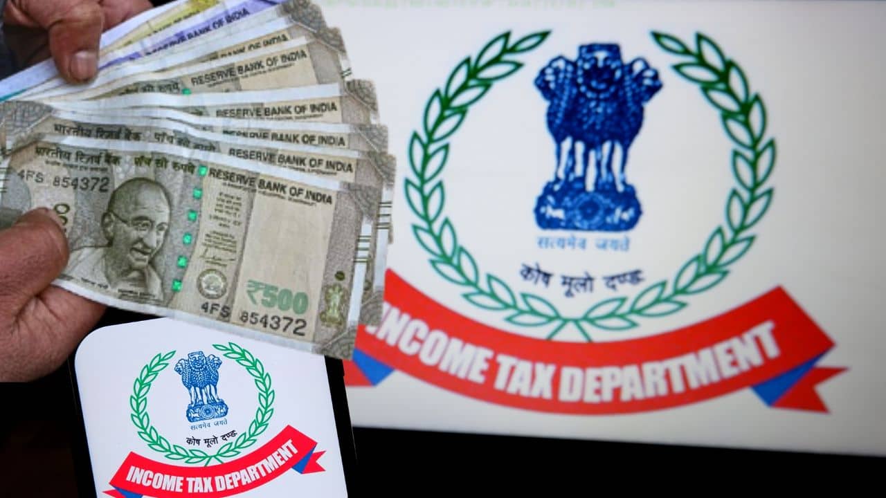 না জেনে বুঝে Cash Transaction করছেন? সাবধান! বাড়িতে আসতে পারে Income Tax নোটিস...