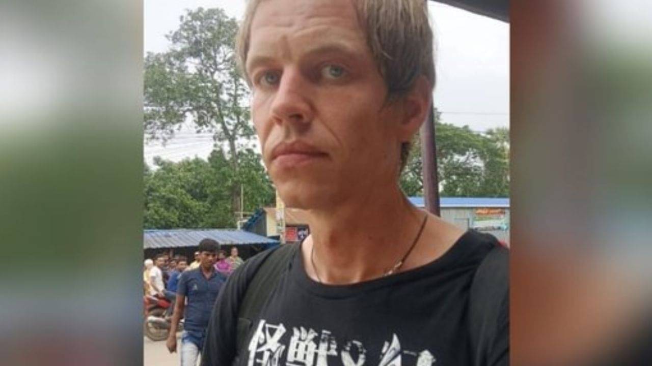 Amsterdam to Tehatta: স্কুল-পড়ুয়া বান্ধবীর খোঁজে সাত সমুদ্র পাড়ি দিয়ে নদিয়ায় হাজির বিদেশি