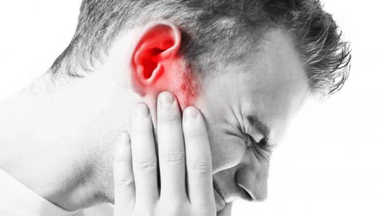 সামান্য কানে ব্যথা হতে পারে বড় রোগের পূর্বাভাস! বুঝবেন কী ভাবে?