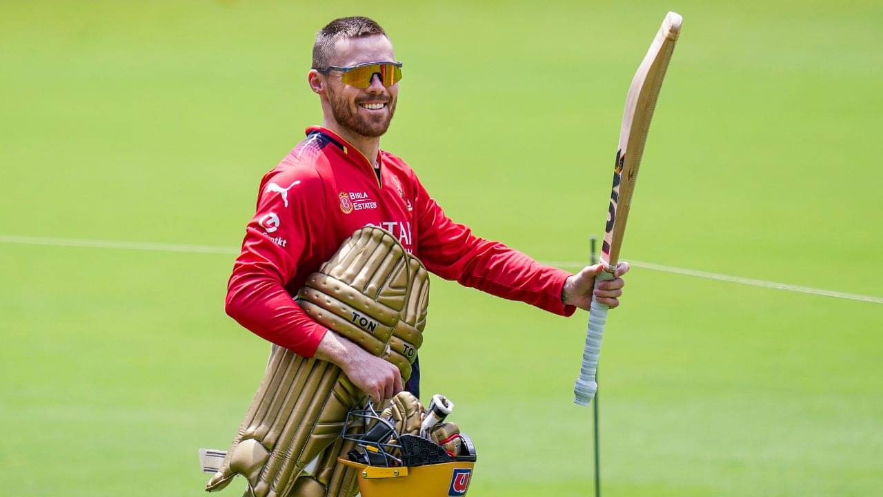 Phil Salt: কেকেআরে পাননি, আরসিবিতে মিটবে আক্ষেপ? ভোররাতে ভারতে ফিরলেন সল্ট