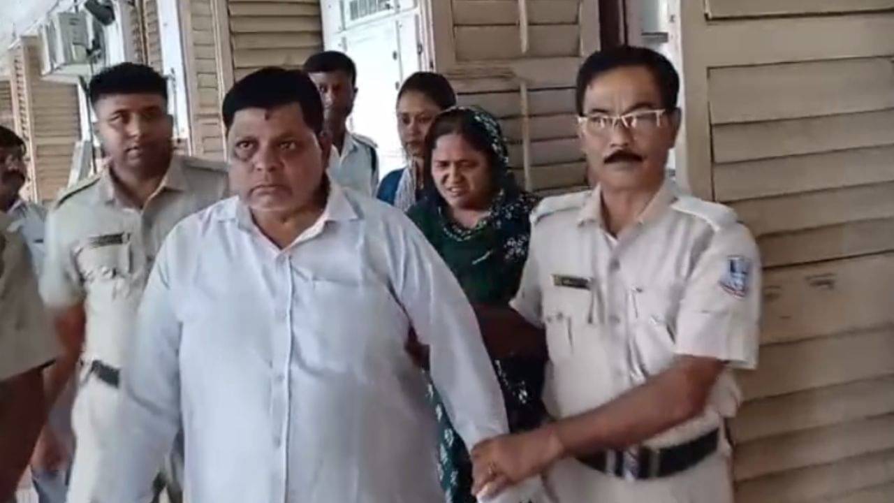 Aparupa Poddar: প্রাক্তন TMC সাংসদকে জাত তুলে গালিগালাজ, শিক্ষক দম্পতিকে দোষী সাব্যস্ত করল কোর্ট