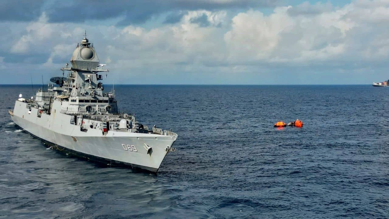 Indian Navy: রেডি ছিল ব্রহ্মস-ক্রুজ মিসাইল, করাচি বন্দর উড়িয়েই দিত নৌসেনা, অপেক্ষা ছিল শুধু একটা অর্ডারের...