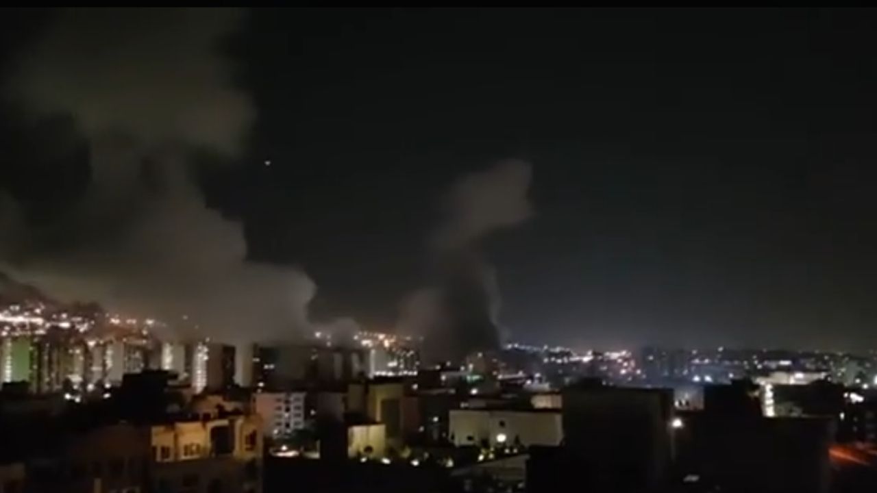 Israel Attacks Iran: ইরানের পরমাণু ঘাঁটিতে এয়ার স্ট্রাইক ইজরায়েলের, মধ্য প্রাচ্যে যুদ্ধ লাগল বলে? Israel Attacks Iran: ইরানের পরমাণু ঘাঁটিতে এয়ার স্ট্রাইক ইজরায়েলের, মধ্য প্রাচ্যে যুদ্ধ লাগল বলে?