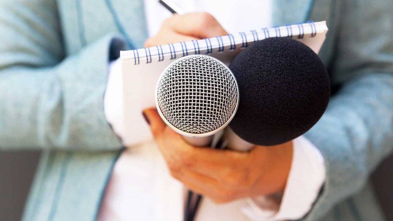 Journalist: ভাল সাংবাদিক হতে গেলে কোন ১০ গুণ আবশ্যিক?